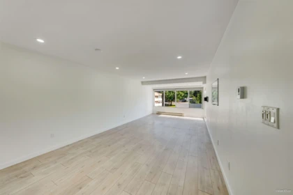 Kitchen Island Photo of 304 9635 121 Street, Surrey, BC