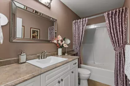 Office / Den Photo of 214 46000 Thomas Road, Chilliwack, BC