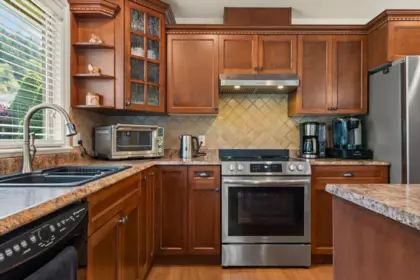 Pantry Photo of 214 46000 Thomas Road, Chilliwack, BC
