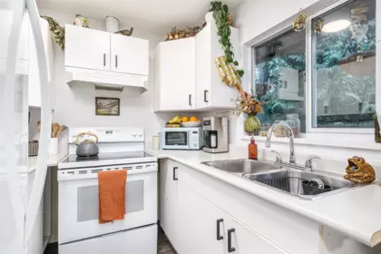 Office / Den Photo of 6780 Marine Drive, West Vancouver, BC
