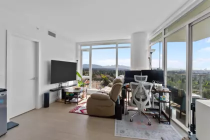 1708 7769 Park Crescent, Burnaby, BC, Burnaby — Apartment/Condo for sale
