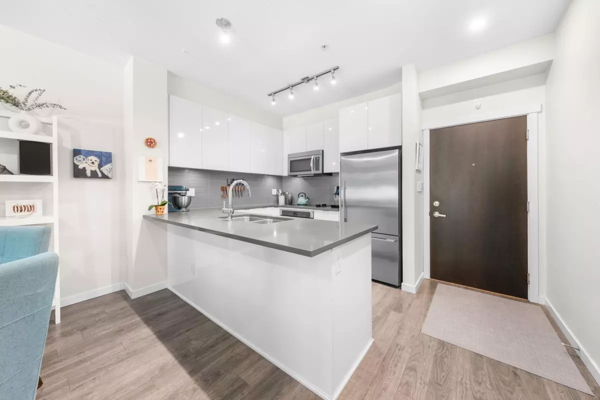 Family Room Photo of 108 2665 Mountain Highway, North Vancouver, BC