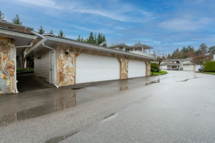 Front Yard Photo of 205 10584 153 Street, Surrey, BC