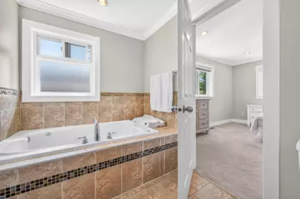 Guest Bathroom Photo of 7336 201b Street, Langley, BC