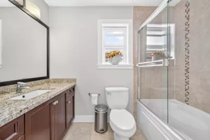 Mudroom Photo of 7336 201b Street, Langley, BC