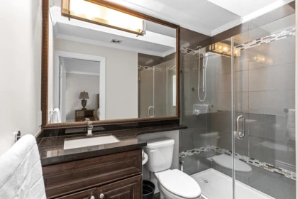 Hot Tub / Spa Photo of 6968 Churchill Street, Vancouver, BC