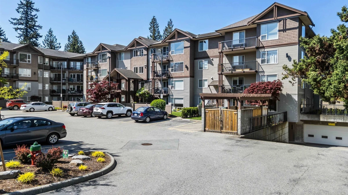 Exterior Rear Photo of 205 2581 Langdon Street, Abbotsford, BC