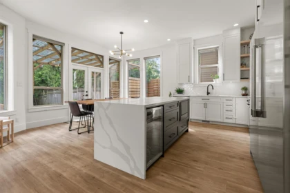 Breakfast Nook Photo of 2 46248 Kermode Crescent, Chilliwack, BC