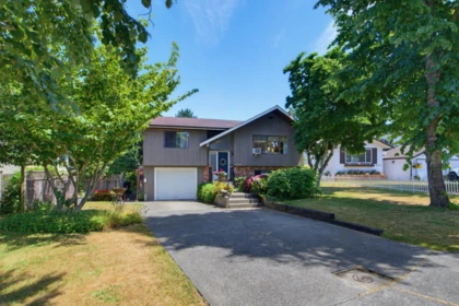 15578 Poplar Drive, Surrey, BC, Surrey — Single Family Residence for sale