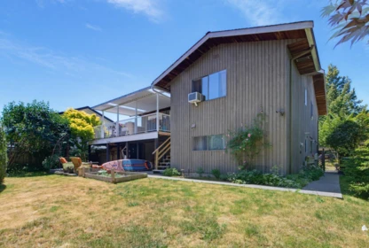 Outdoor Deck Photo of 15578 Poplar Drive, Surrey, BC