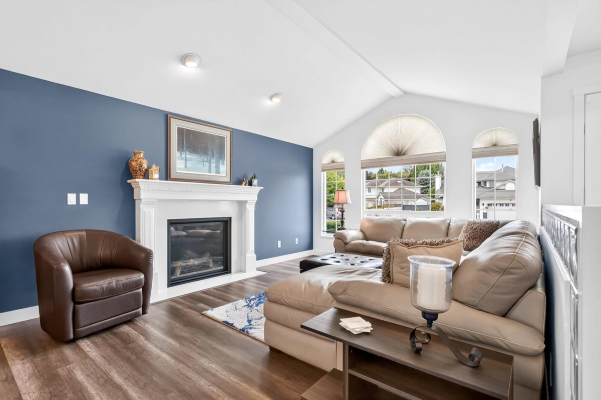 Dining Area Photo of 19645 Somerset Drive, Pitt Meadows, BC