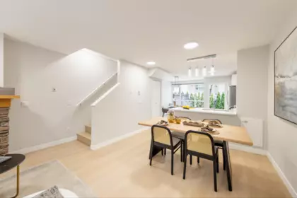 Breakfast Nook Photo of 7363 Magnolia Terrace, Burnaby, BC