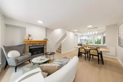 7363 Magnolia Terrace, Burnaby, BC, Burnaby — Townhouse for sale