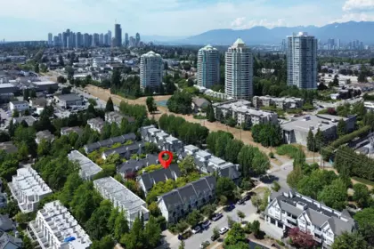 7363 Magnolia Terrace, Burnaby, BC, Burnaby — Townhouse for sale