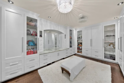 Hot Tub / Spa Photo of 2988 163 Street, Surrey, BC
