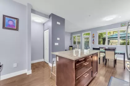 Kitchen Island Photo of 40 20326 68 Avenue, Langley, BC