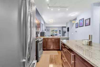 Kitchen Photo of 40 20326 68 Avenue, Langley, BC