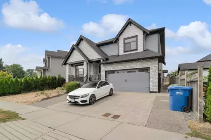 27687 Railcar Crescent, Abbotsford, BC, Abbotsford — Single Family Residence for sale