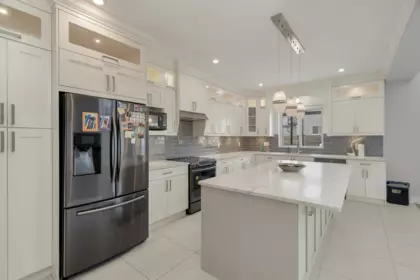 Kitchen Photo of 27687 Railcar Crescent, Abbotsford, BC