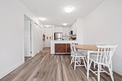 Kitchen Island Photo of 302 5818 Lincoln Street, Vancouver, BC
