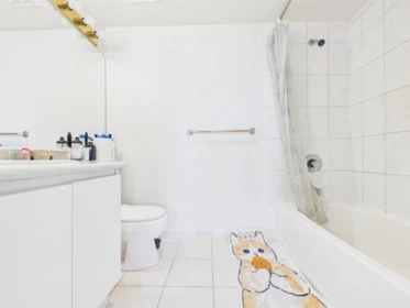 Primary Bedroom Photo of 1007 9633 Manchester Drive, Burnaby, BC