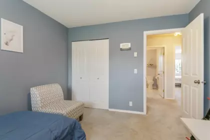 Entry Foyer Photo of 41 16016 82 Avenue, Surrey, BC
