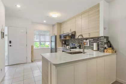 Kitchen Island Photo of 8529 Jellicoe Street, Vancouver, BC