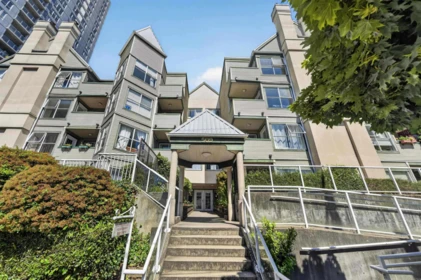 106 509 Carnarvon Street, New Westminster, BC, New Westminster — Apartment/Condo for sale