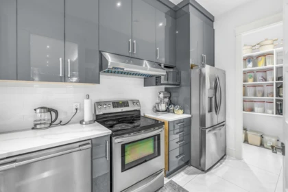 Kitchen Island Photo of 6595 Dayton Drive, Sardis, BC