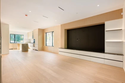 4475 Wallace Street, Vancouver, BC, Vancouver — Half Duplex for sale