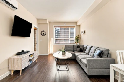 303 3585 146a Street, Surrey, BC, Surrey — Apartment/Condo for sale