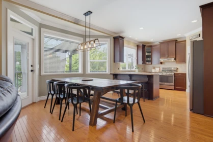 Kitchen Island Photo of 35480 Mckinley Drive, Abbotsford, BC