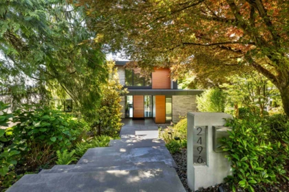 Family Room Photo of 2496 Ottawa Avenue, West Vancouver, BC