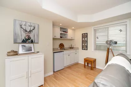 Kitchen Island Photo of 35 31517 Spur Avenue, Abbotsford, BC