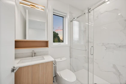Primary Bathroom Photo of 2 3428 Mons Drive, Vancouver, BC