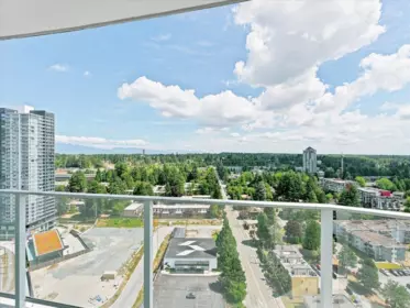 Powder Room Photo of 2305 13685 102 Avenue, Surrey, BC