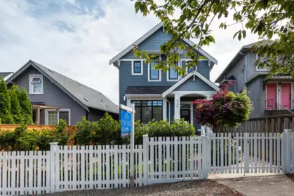 730 E 11th Avenue, Vancouver, BC, Vancouver — Half Duplex for sale