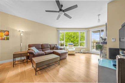 204 1150 Quayside Drive, New Westminster, BC, New Westminster — Apartment/Condo for sale