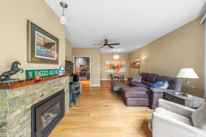 204 1150 Quayside Drive, New Westminster, BC, New Westminster — Apartment/Condo for sale