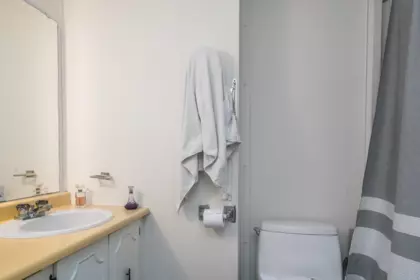 Primary Bathroom Photo of 25 13650 80 Avenue, Surrey, BC