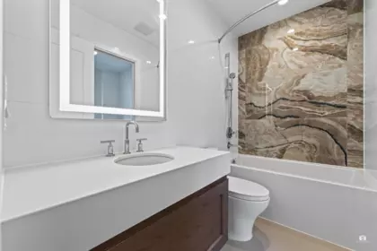 Loft / Bonus Room Photo of 401 5681 Birney Avenue, Vancouver, BC