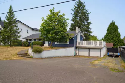 19671 49 Avenue, Langley, BC, Langley — Single Family Residence for sale