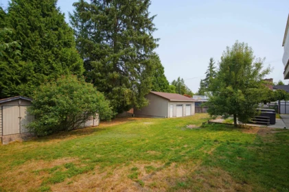 Fitness Center Photo Near 19671 49 Avenue, Langley, BC