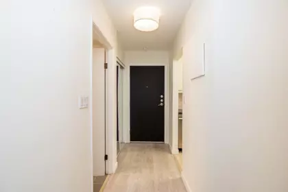 211 9101 Horne Street, Burnaby, BC, Burnaby — Apartment/Condo for sale