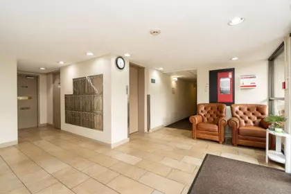 211 9101 Horne Street, Burnaby, BC, Burnaby — Apartment/Condo for sale