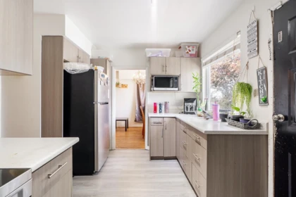 Breakfast Nook Photo of 11191 90 Avenue, Surrey, BC