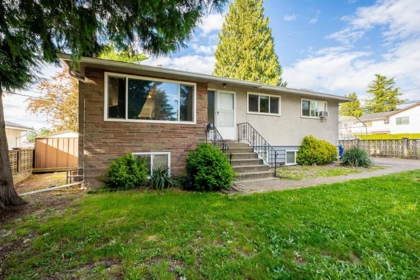 11191 90 Avenue, Surrey, BC, Surrey — Single Family Residence for sale