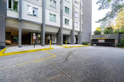 704 9541 Erickson Drive, Burnaby, BC, Burnaby — Apartment/Condo for sale