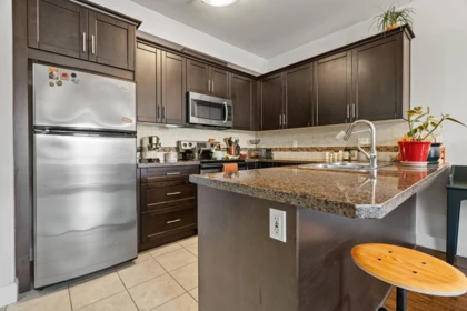 216 46262 First Avenue, Chilliwack, BC, Chilliwack — Apartment/Condo for sale