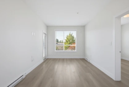 Guest Bathroom Photo of 208 32838 Ventura Avenue, Abbotsford, BC